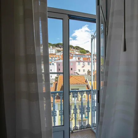 Grande Pensao Residencial Alcobia Szálloda