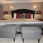Grande Pensao Residencial Alcobia Hotel
