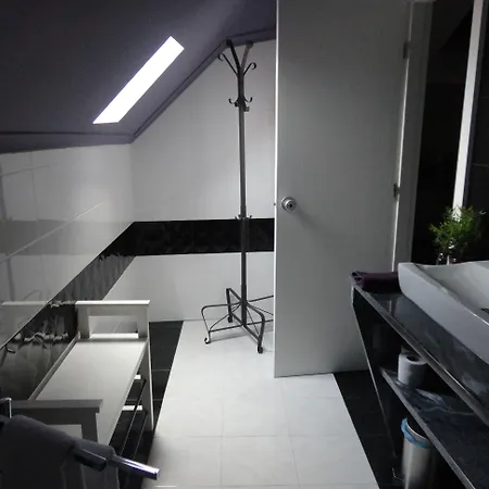 Grande Pensao Residencial Alcobia