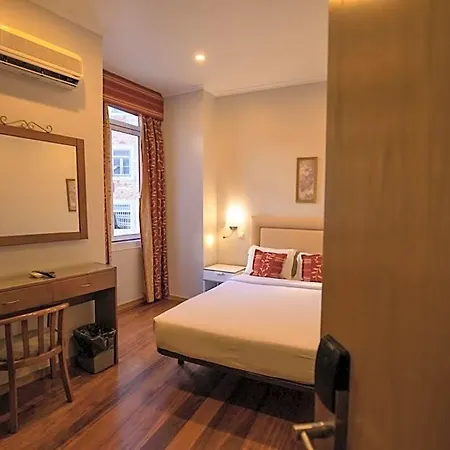 Ξενοδοχείο Grande Pensao Residencial Alcobia 2*