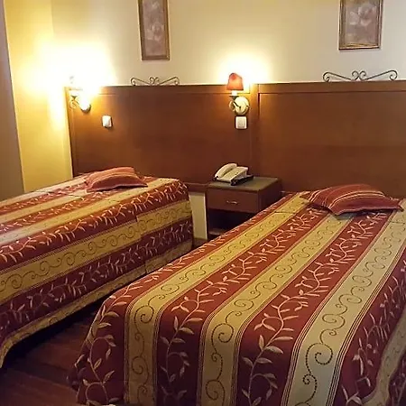 Otel Grande Pensao Residencial Alcobia