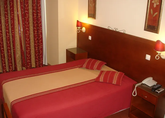 Grande Pensao Residencial Alcobia * Lisboa