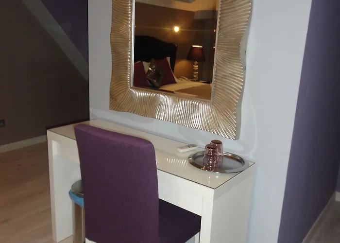 Grande Pensao Residencial Alcobia Hotel