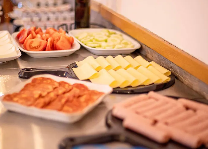 Grande Pensao Residencial Alcobia Hotel