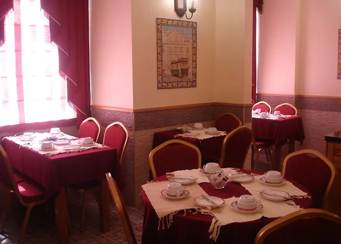 Grande Pensao Residencial Alcobia Hotel *