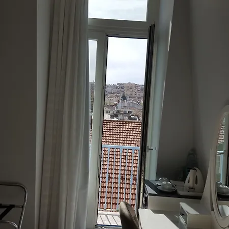 Grande Pensao Residencial Alcobia