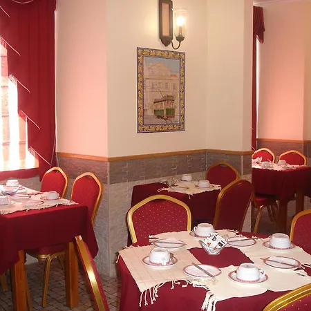 Grande Pensao Residencial Alcobia